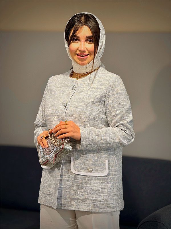 کت نیلی NILI